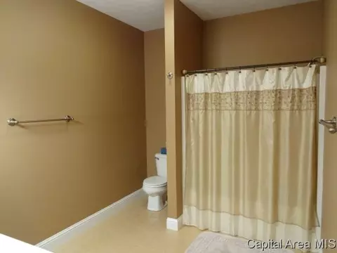 2004 Hidden Ml, Springfield, IL 62711 photo 14