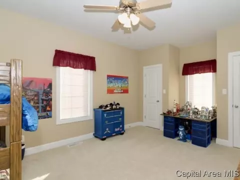 2004 Hidden Ml, Springfield, IL 62711 photo 13