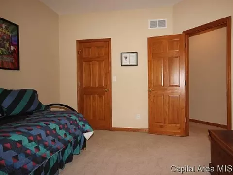 2401 Rosewell Pt, Springfield, IL 62711 photo 17