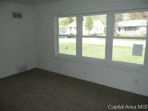 1820 E Grant, Springfield, IL 62703 photo 3