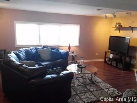 2301 Westview, Springfield, IL 62704 photo 12