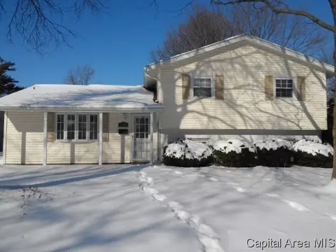 2301 Westview, Springfield, IL 62704 photo 1