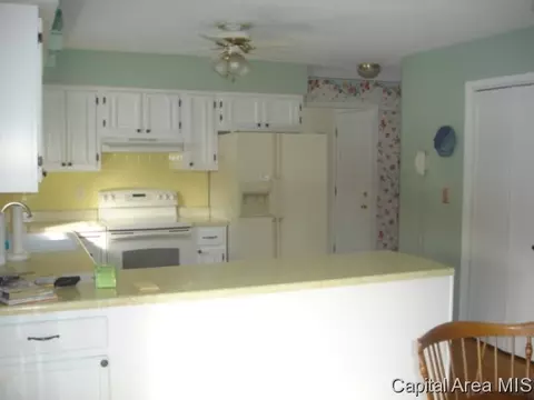 175 Bellerive, Springfield, IL 62704 photo 3