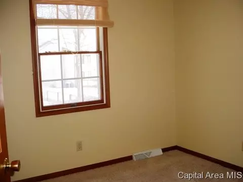 1824 Windycrest Dr, Springfield, IL 62704 photo 15