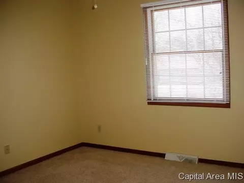1824 Windycrest Dr, Springfield, IL 62704 photo 17