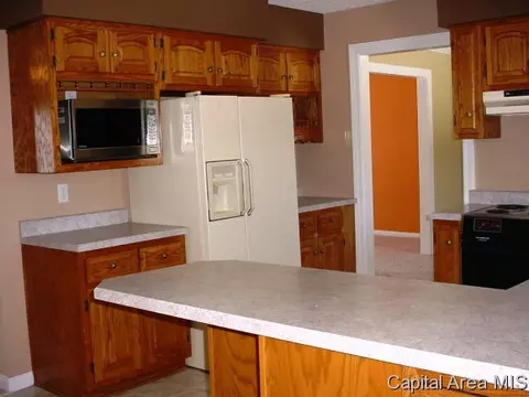 1824 Windycrest Dr, Springfield, IL 62704 photo 11