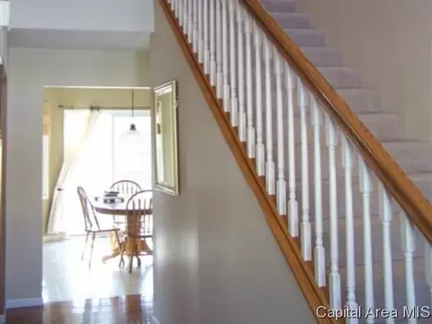 4644 Barrington, Springfield, IL 62711 photo 2