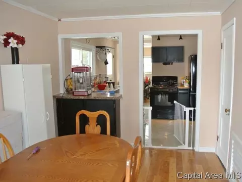 1608 W Iles, Springfield, IL 62704 photo 5