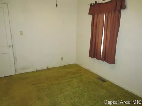 3207 Sheridan St, Springfield, IL 62703 photo 4