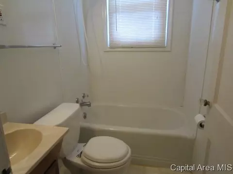 3207 Sheridan St, Springfield, IL 62703 photo 7