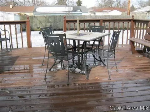 2425 Queensway Rd, Springfield, IL 62703 photo 2