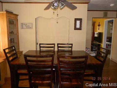 216 N Douglas, Springfield, IL 62702 photo 9