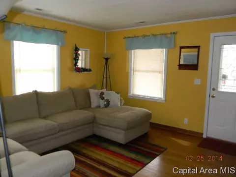 216 N Douglas, Springfield, IL 62702 photo 2
