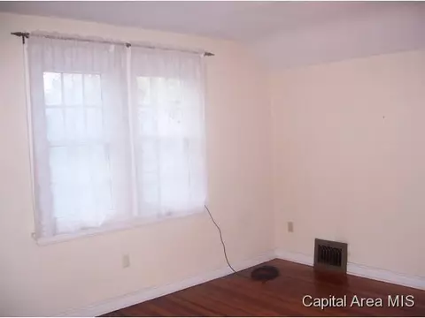 2429 S 7th, Springfield, IL 62703 photo 8
