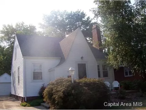 2429 S 7th, Springfield, IL 62703 photo 1