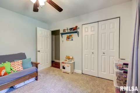2109 Claremont Dr, Springfield, IL 62703 photo 21