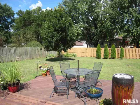 2109 Claremont Dr, Springfield, IL 62703 photo 23