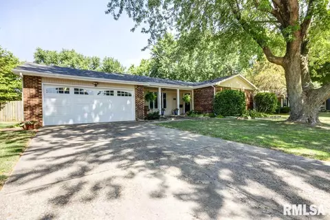 2109 Claremont Dr, Springfield, IL 62703 photo 2