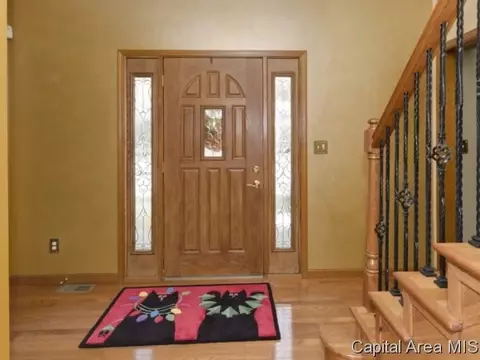 1609 Old Ivy Dr, Springfield, IL 62711 photo 3