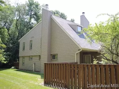 41 Country Pl, Springfield, IL 62703 photo 1