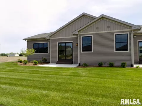 3959 Cornerstone Cir, Springfield, IL 62711 photo 2