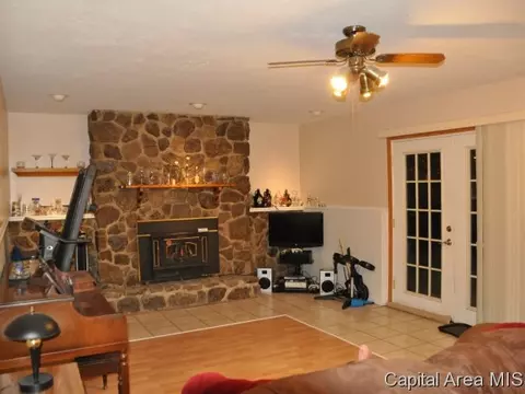 512 Dunbarton, Sherman, IL 62684 photo 10