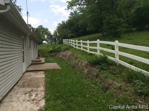 1642 State Rt 100, Bluffs, IL 62621 photo 15