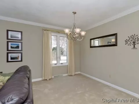 2512 Winfield, Springfield, IL 62704 photo 4