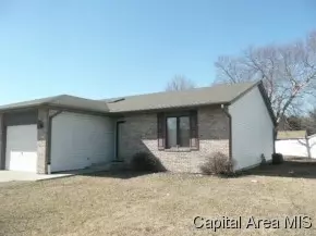 3317 Rawlings Dr, Springfield, IL 62704 photo 2