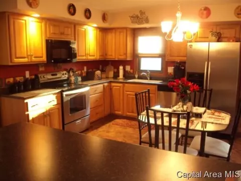2532 Winfield Dr, Springfield, IL 62704 photo 3