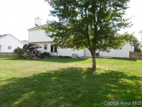 1125 Bridle Path Ln, Springfield, IL 62712 photo 5