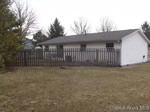 701 Dove, Athens, IL 62613 photo 12