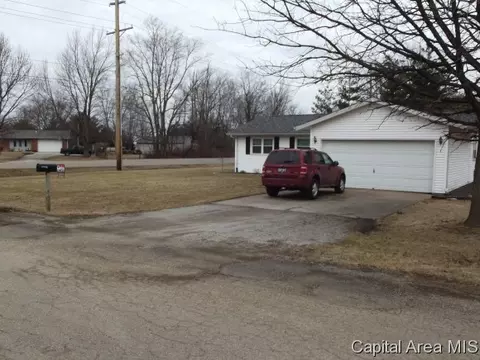 701 Dove, Athens, IL 62613 photo 8