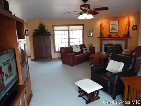4005 Oakview Dr, Springfield, IL 62712 photo 5