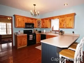 821 E Spruce, Chatham, IL 62629 photo 2