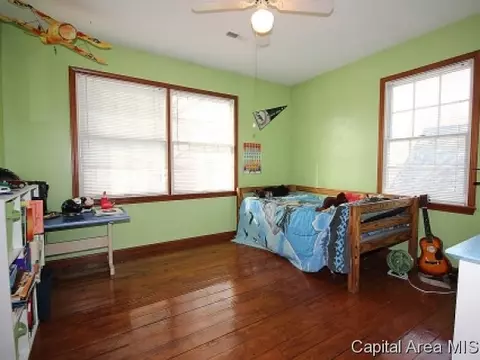 821 E Spruce, Chatham, IL 62629 photo 9