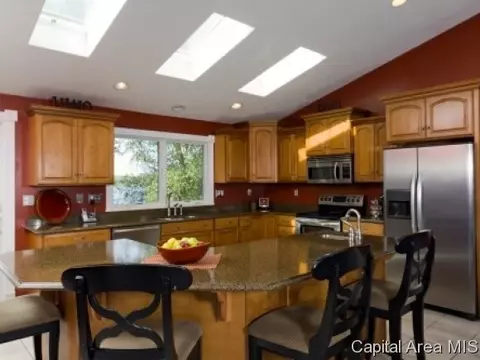 97 Linden Ln, Springfield, IL 62704 photo 6