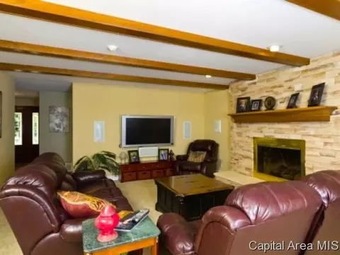 97 Linden Ln, Springfield, IL 62704 photo 5