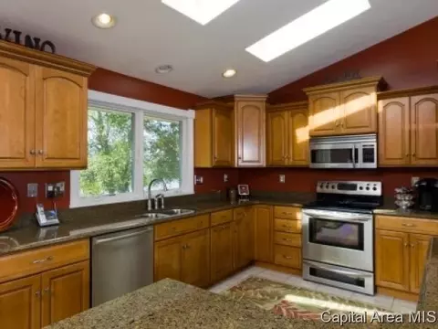 97 Linden Ln, Springfield, IL 62704 photo 7