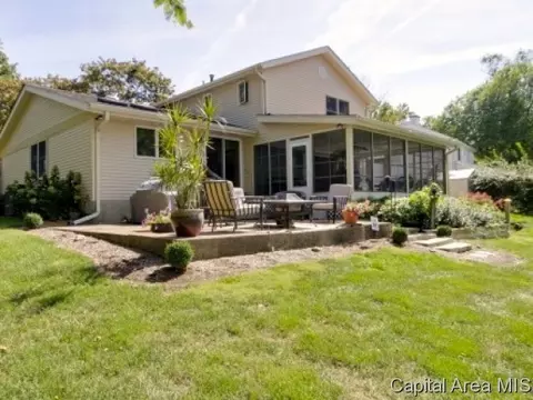 97 Linden Ln, Springfield, IL 62704 photo 1