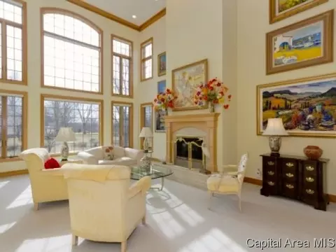 8 Hickory Ridge Ln, Springfield, IL 62707 photo 5