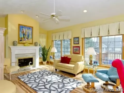 8 Hickory Ridge Ln, Springfield, IL 62707 photo 8