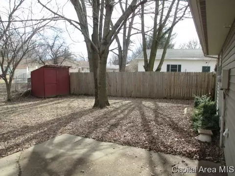 300 Walnut Valley Dr, Springfield, IL 62707 photo 15