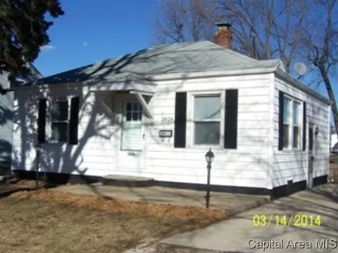 2824 S 4th St, Springfield, IL 62703 photo 1