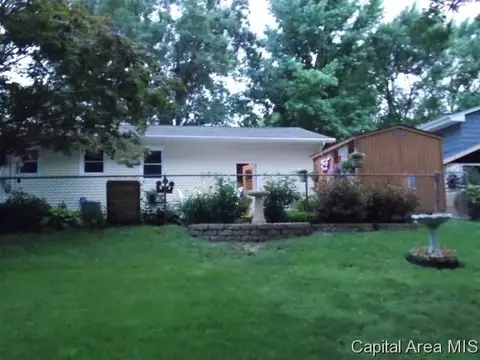 2135 Warwick Dr, Springfield, IL 62704 photo 17
