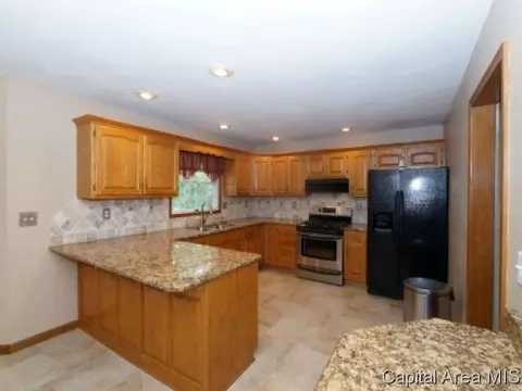816 Wythe Rd, Springfield, IL 62702 photo 6