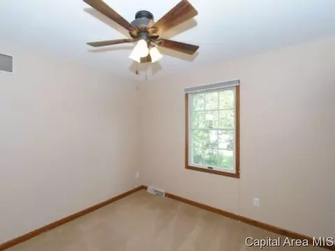816 Wythe Rd, Springfield, IL 62702 photo 12