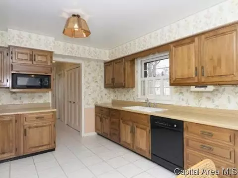2003 Briarcliff, Springfield, IL 62704 photo 7