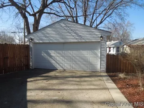 2432 E Devonshire Rd, Springfield, IL 62703 photo 17