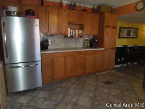 2432 E Devonshire Rd, Springfield, IL 62703 photo 5
